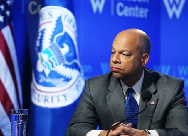 <p>Jeh Johnson's department just got stricter about Gmail.</p>
 Photographer: Mark Wilson/Getty Images