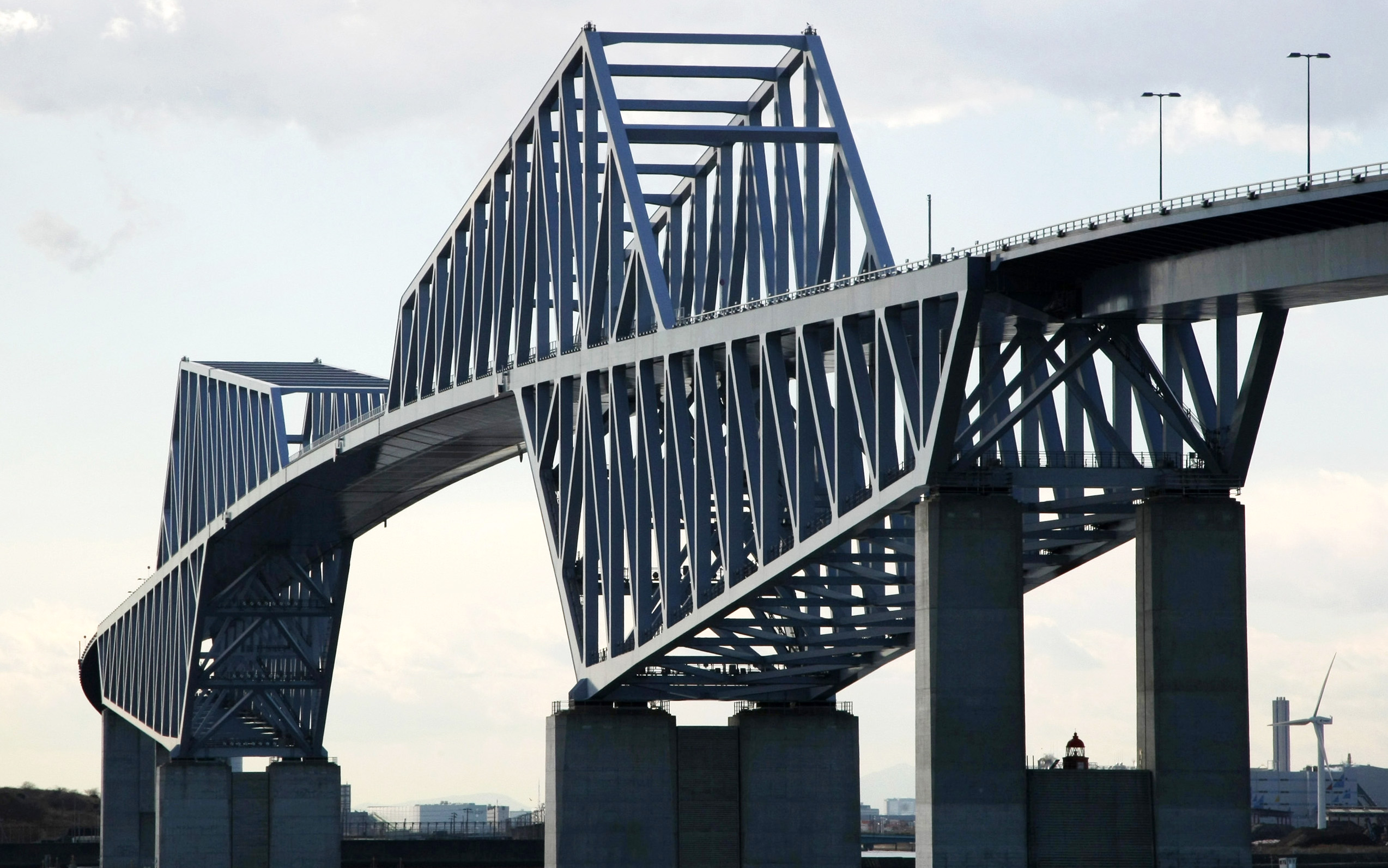 Dinosaur Bridge Leads Tokyo Push to Ease Traffic, Boost Economy Bloomberg