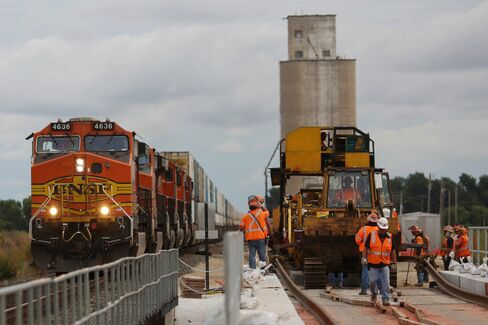 Dual track construction in Alva.