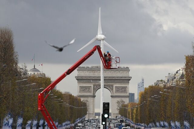 <p>There's always room for renewable energy.</p>
 Photographer: Patrick Kovarik/AFP/Getty Images