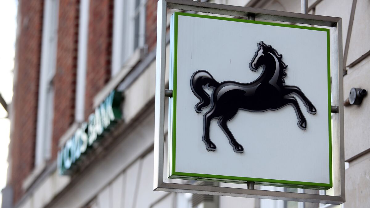 Lloyds Banking CEO Expects Interest Rates to Come Down, But ‘Slowly’