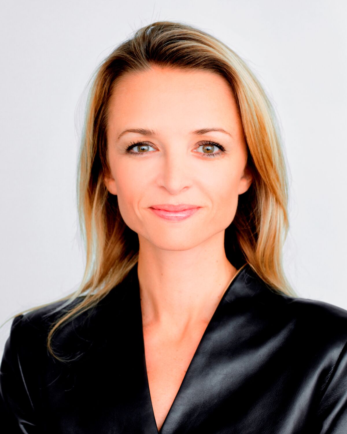 Delphine Arnault (French Businesswoman) Bio Wiki Photos Videos