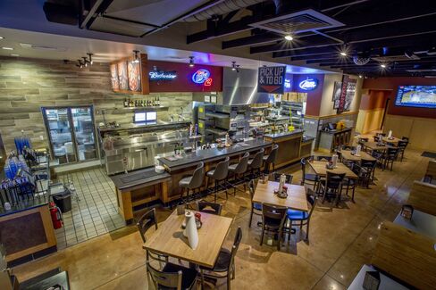 Can a Faster, Sleeker Pizza Hut Win the Lunch Crowd?