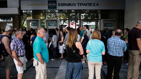 Bank Queues As Greece Reverses Payment Exemption For Pensioners