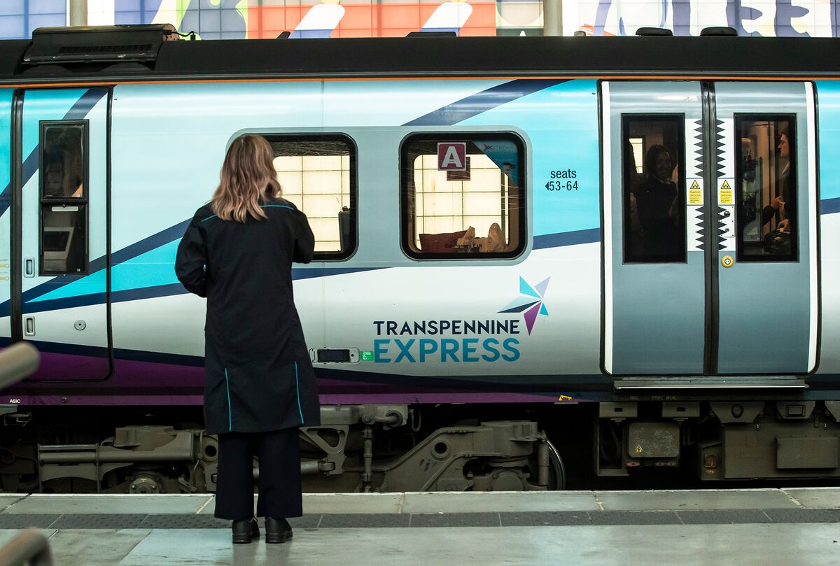 Uk Takes Over Transpennine Express After Months Of Disruption Bloomberg