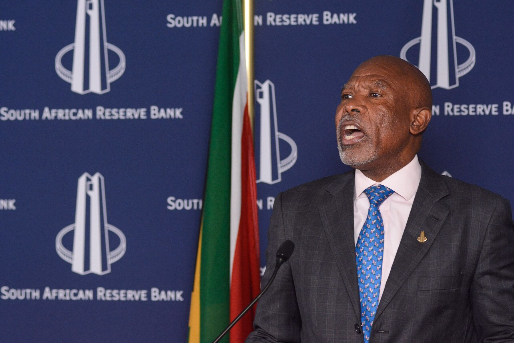 South African Central Bank Raises Key Interest Rate To 8 25 Bloomberg