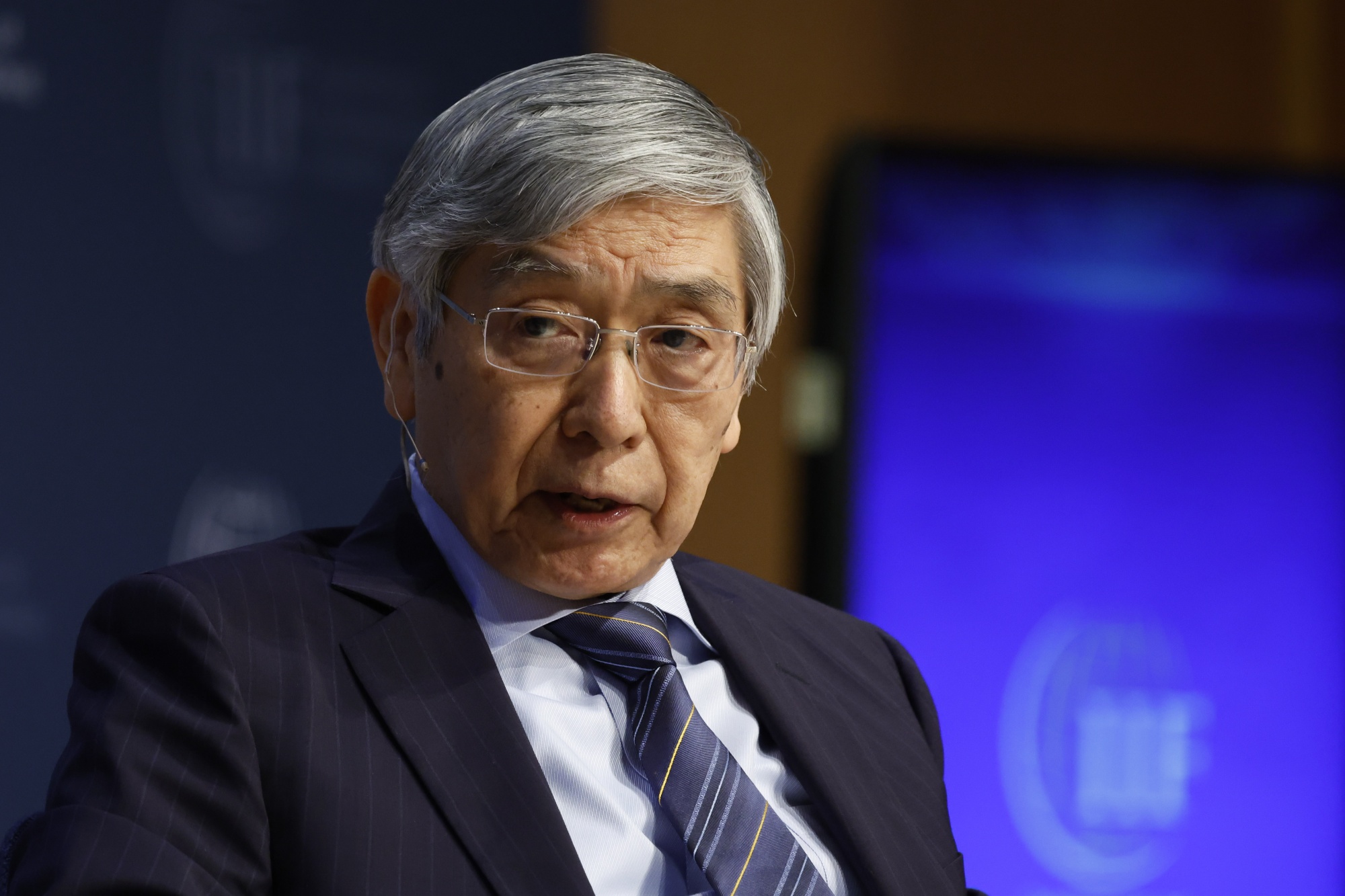 Bojs Kuroda Signals He Isnt Just Looking At Downside Risks Bloomberg