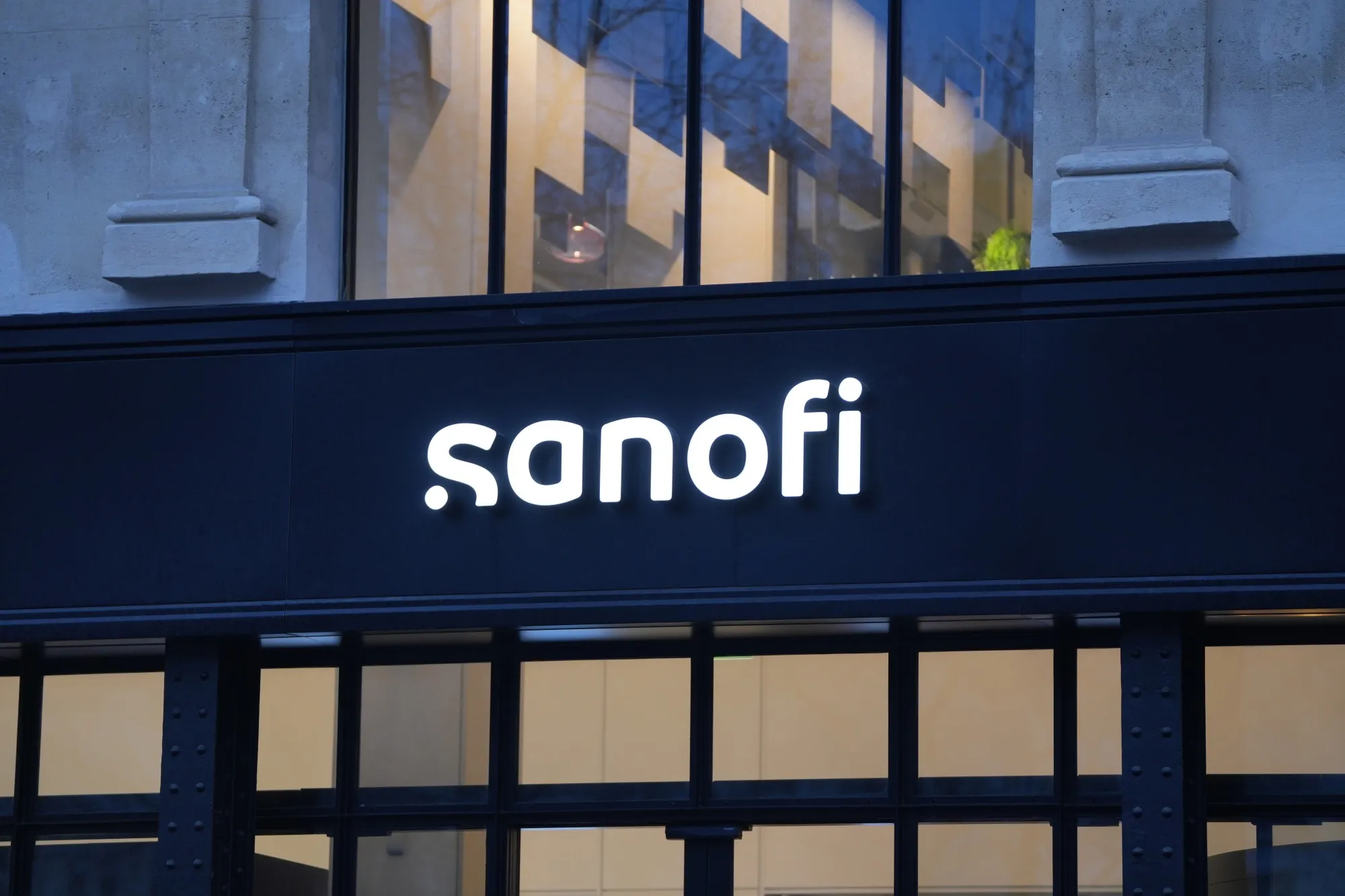 Sanofis Chronic Lung Disease Drug Dupixent Gets EU Regulator Backing