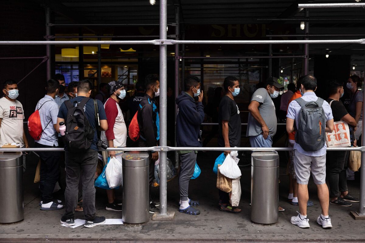 New York City Spends Million A Day To House Migrants In Shelters Bloomberg