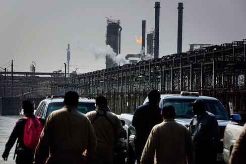Exxon Mobil Explosion Compounds Fear Of Higher Gas Prices