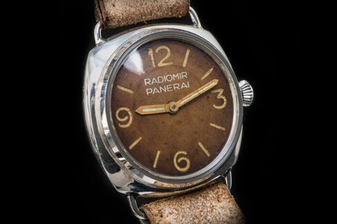 The Panerai ref. 3646 is one of the brand's earliest watches.