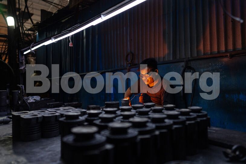 Impact of Natural Gas shortage on Glass factories