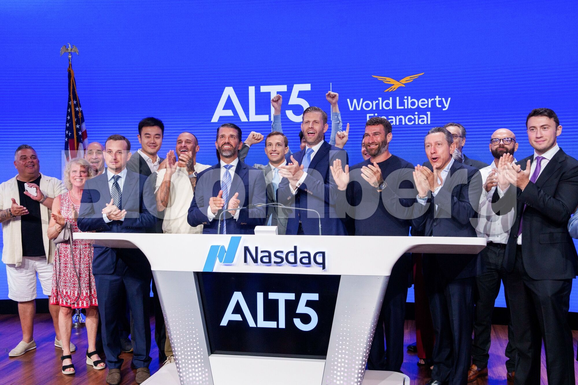 Zachary d witkoff (58) 사진