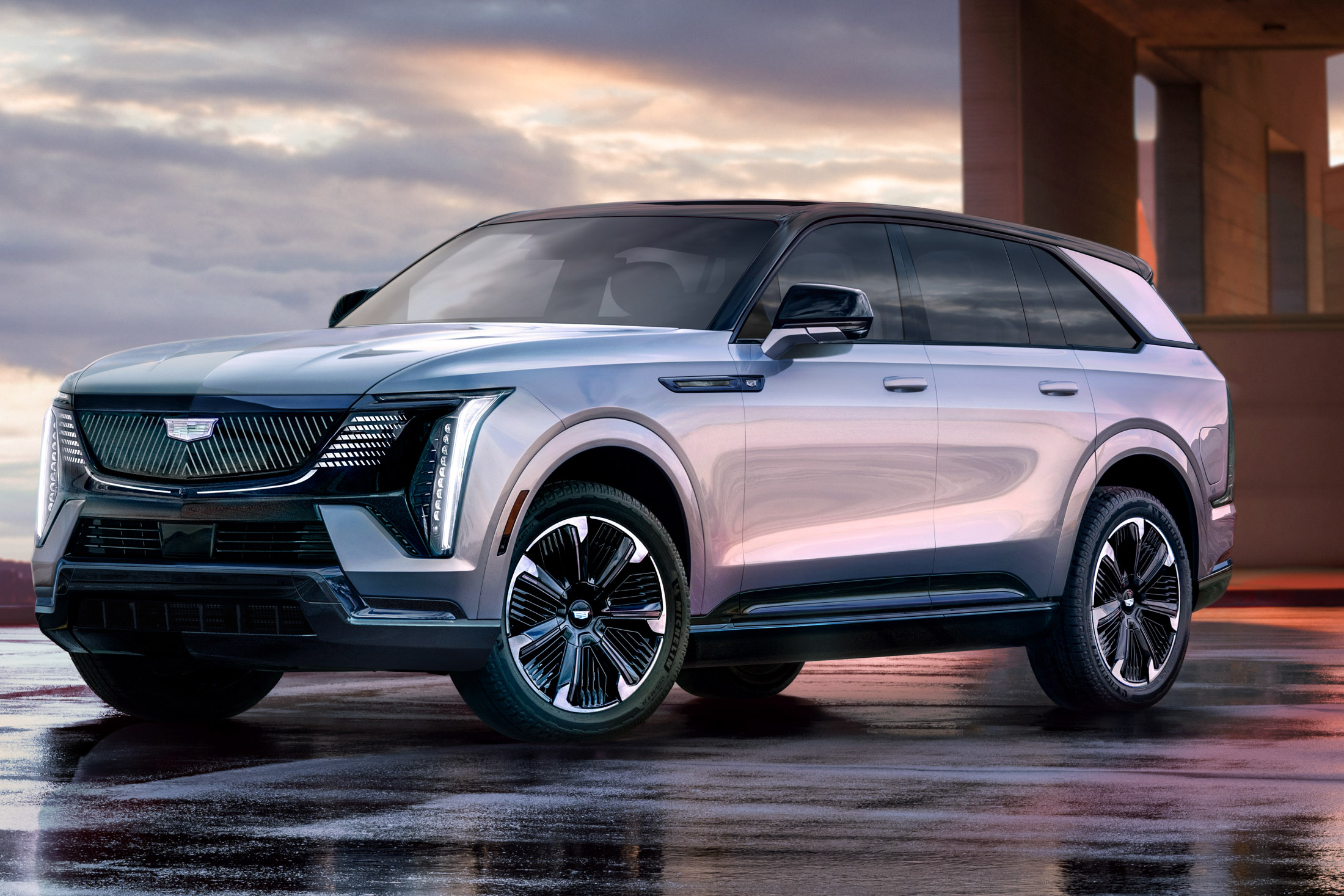 Cadillac Escalade IQ Electric SUV World Debut: Specs, Photos, Price, Range  - Bloomberg