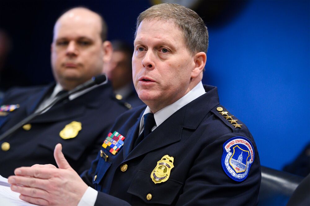 US Capitol Police Chief Steven Sund Resigns After Pro-Trump Mob - Bloomberg
