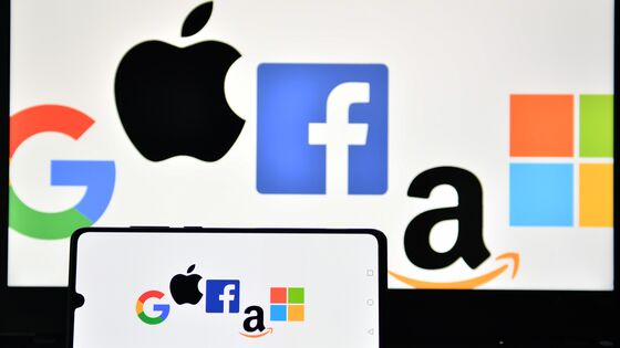 Tech Antitrust Showdown Opens as Lawmaker Rips ‘Bullying’