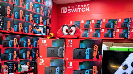 Nintendo Trims Switch Sales Outlook Due to Chip Shortages