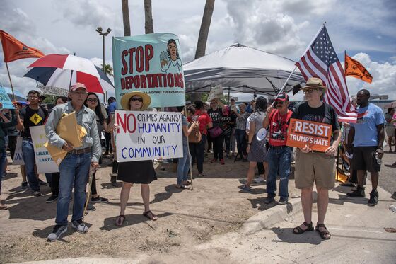 Congress GOP Seeks Distance From Trump Over Family Separations