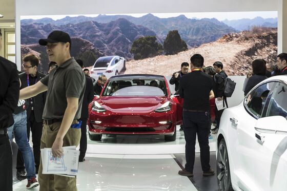 Gas Guzzlers Set to Fade as China Sparks Surge for Electric Cars