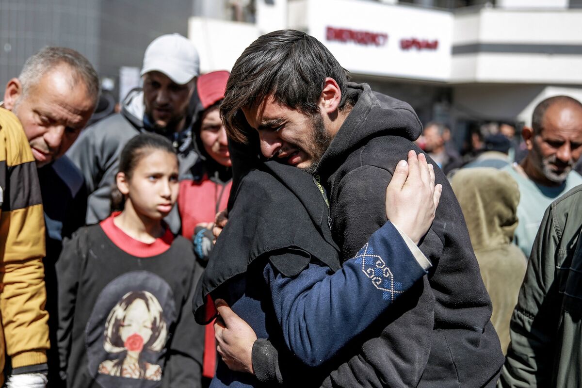 Scores of Palestinians Killed Near Aid Convoy in Gaza