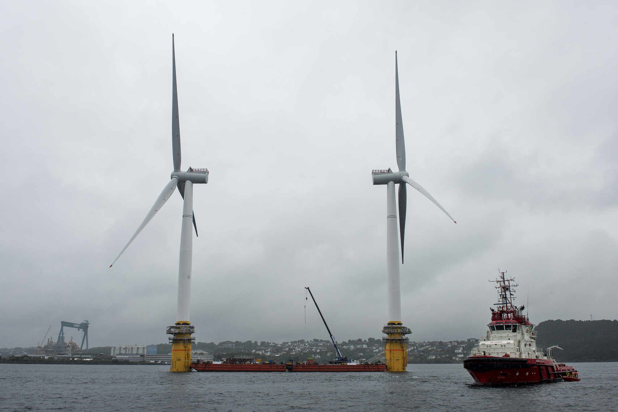 Worlds First Floating Wind Farm Begins Operating In Scotland Bloombergnef