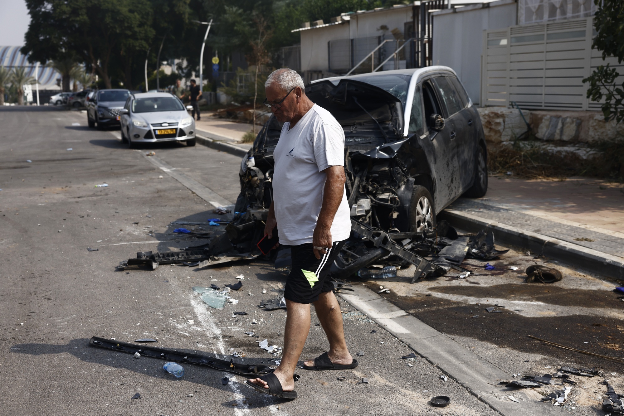 Dolphins parking lot fire torches 11 cars during Patriots game