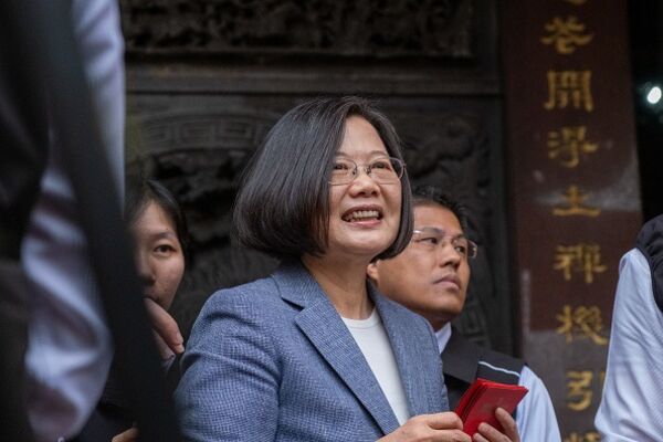 relates to 台湾の蔡総統、中国国家主席に共存促す－「一国二制度」受け入れず