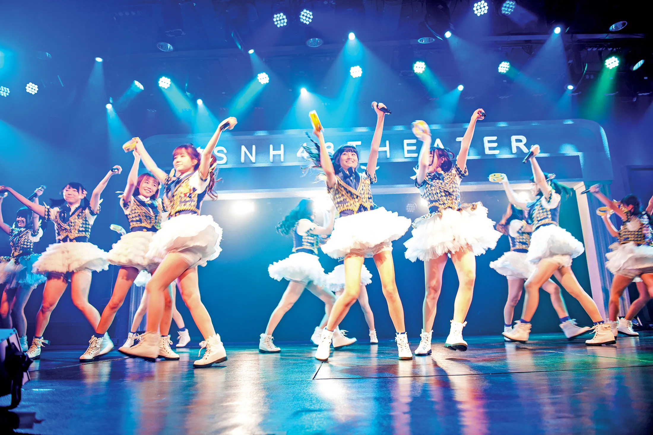 China VCs Are Going Crazy for Girl Groups - Bloomberg