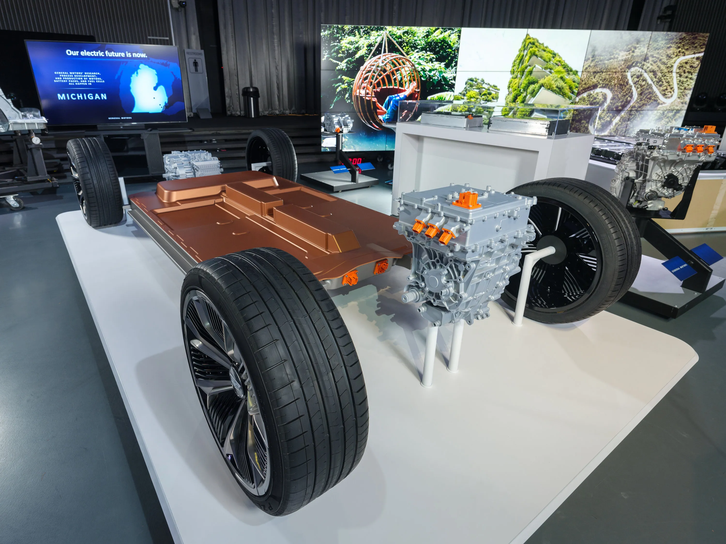 GM’s modular electric-vehicle platform and Ultium battery system.