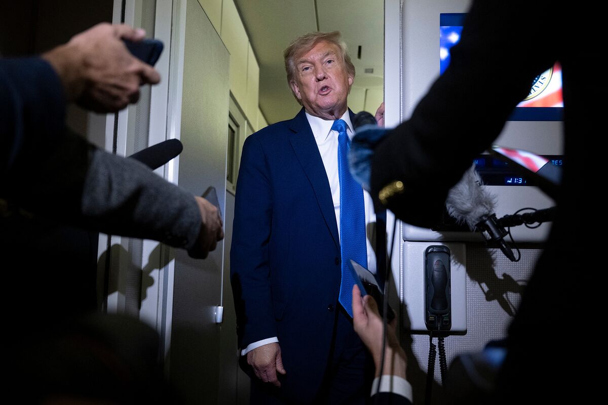 🟪"Trump e il G-7: Implicazioni della sua Partenza Improvvisa per Ucraina, Medio Oriente e Commercio"
