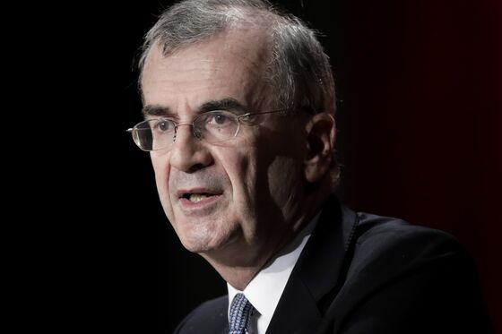 Bank of France’s Villeroy Urges Italy to Respect EU Budget Rules