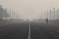 Air Pollution In Delhi Spikes As Deadly Smog Envelops City