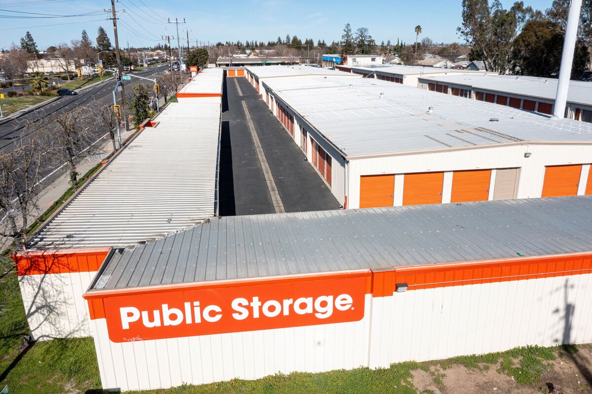 Public Storage Readies Inaugural Canadian Dollar Bond Sale