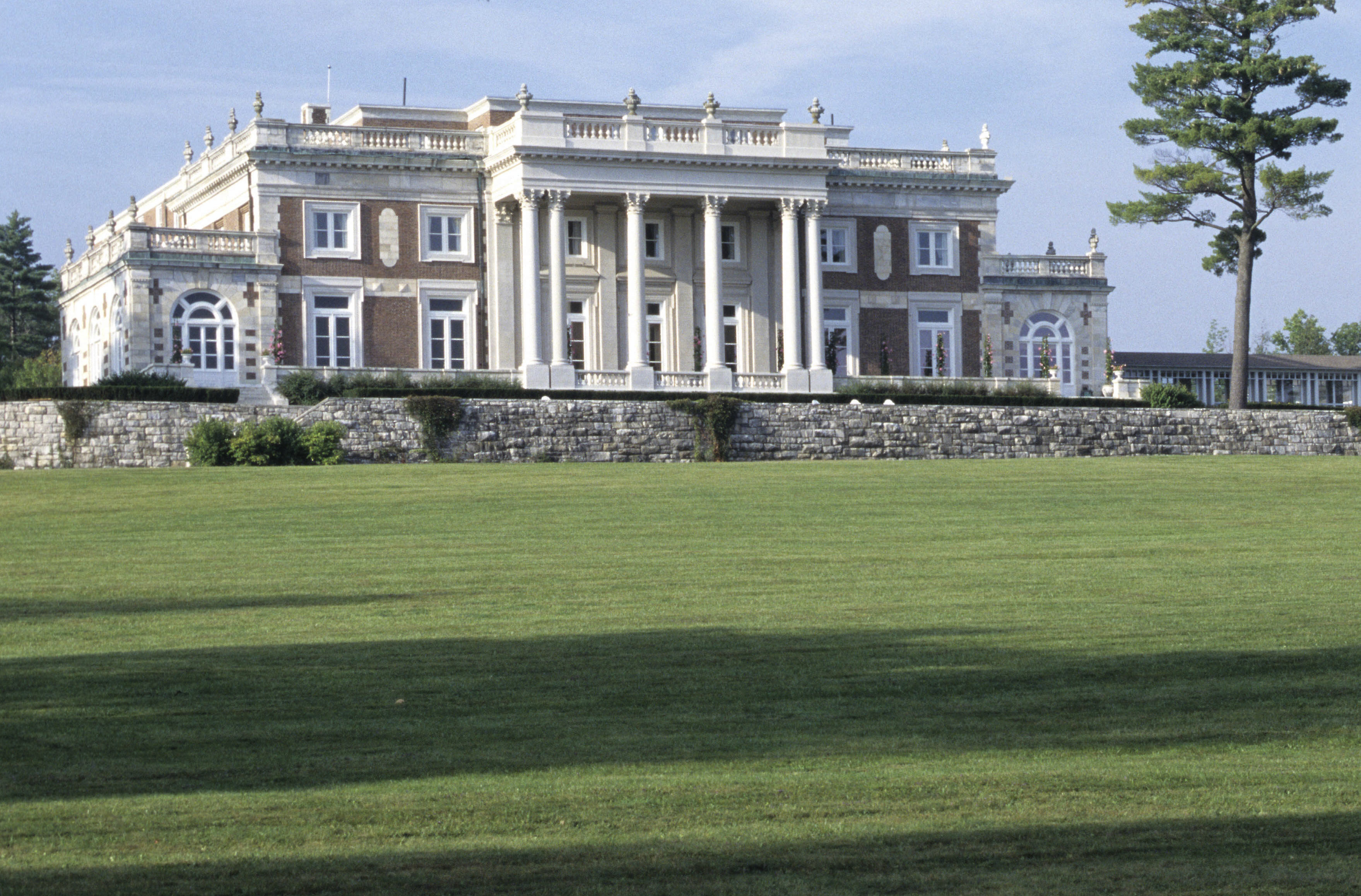 Canyon Ranch Spa Owner Skips Mortgage Payments With Resorts Shut