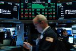 U.S. Stocks Continue Rally Closing Up Over 100 Points