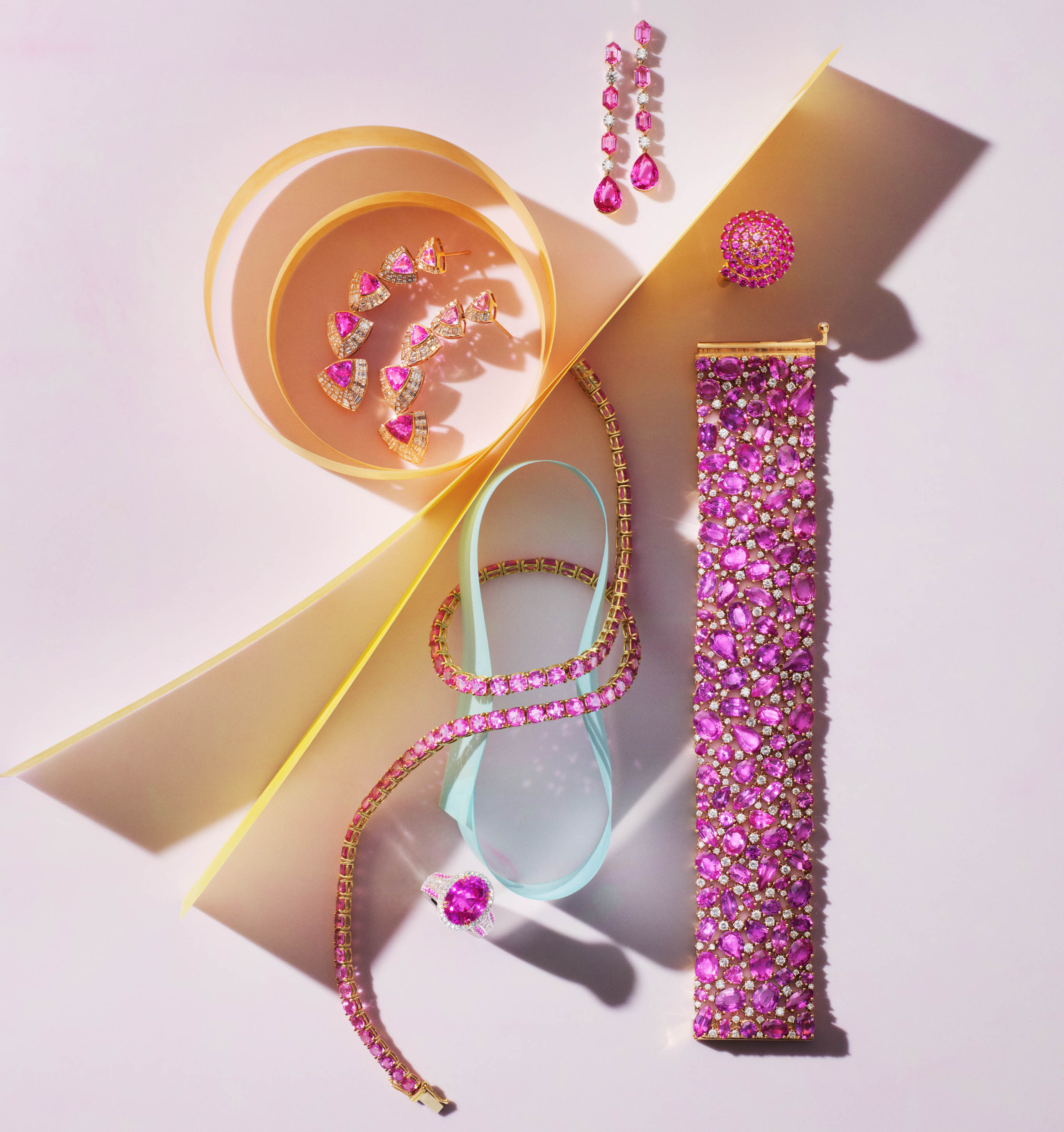 Jewelry Trends 2023: Pink Sapphire, Bold Gold, Chubby Inset Rings -  Bloomberg