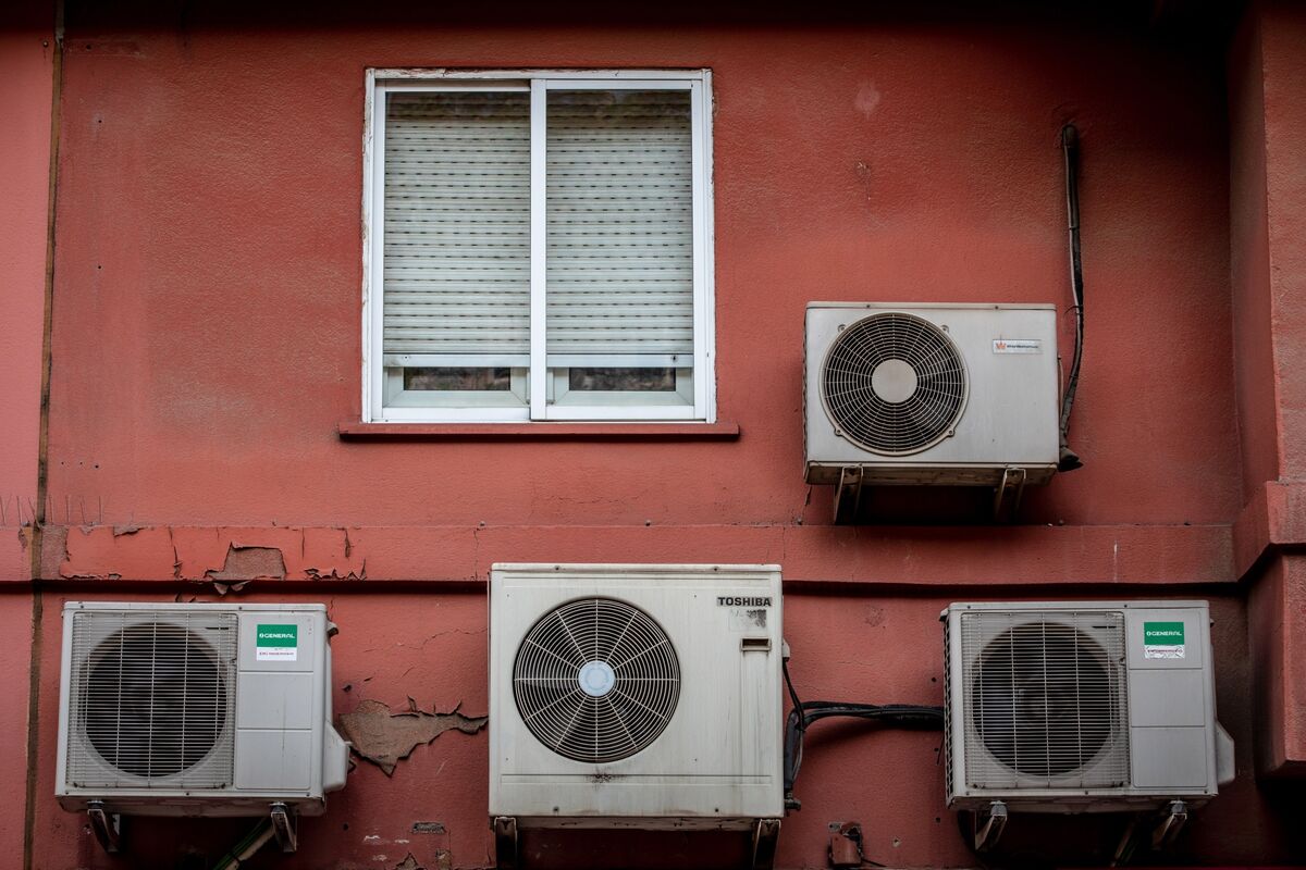 Spain’s Curbs on Aircon Law in Bid to Restrict Energy Use Bloomberg