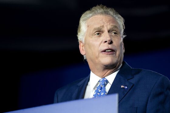 McAuliffe Accepts Defeat in Hard-Fought Virginia Governor’s Race