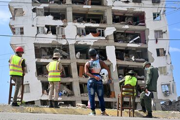 TOPSHOT-VENEZUELA-EARTHQUAKE-AFTERMATH
