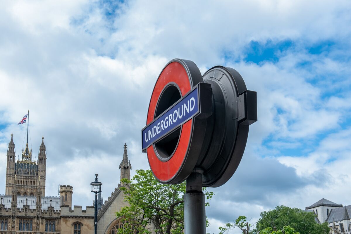 Two Teens Plead Not Guilty to Charges Over London Tube Hack