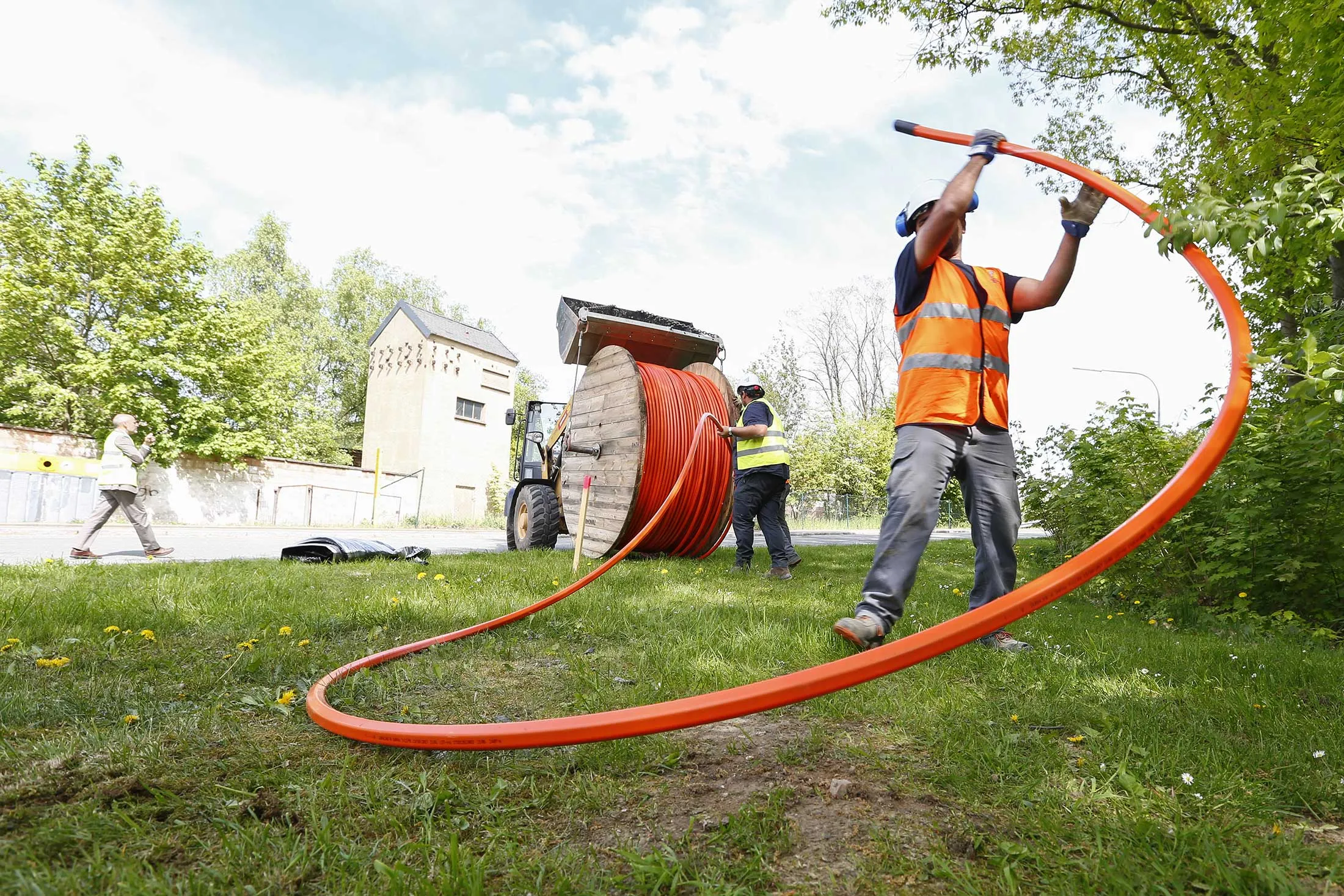 Wiring a Bavarian neighborhood for high-speed internet.