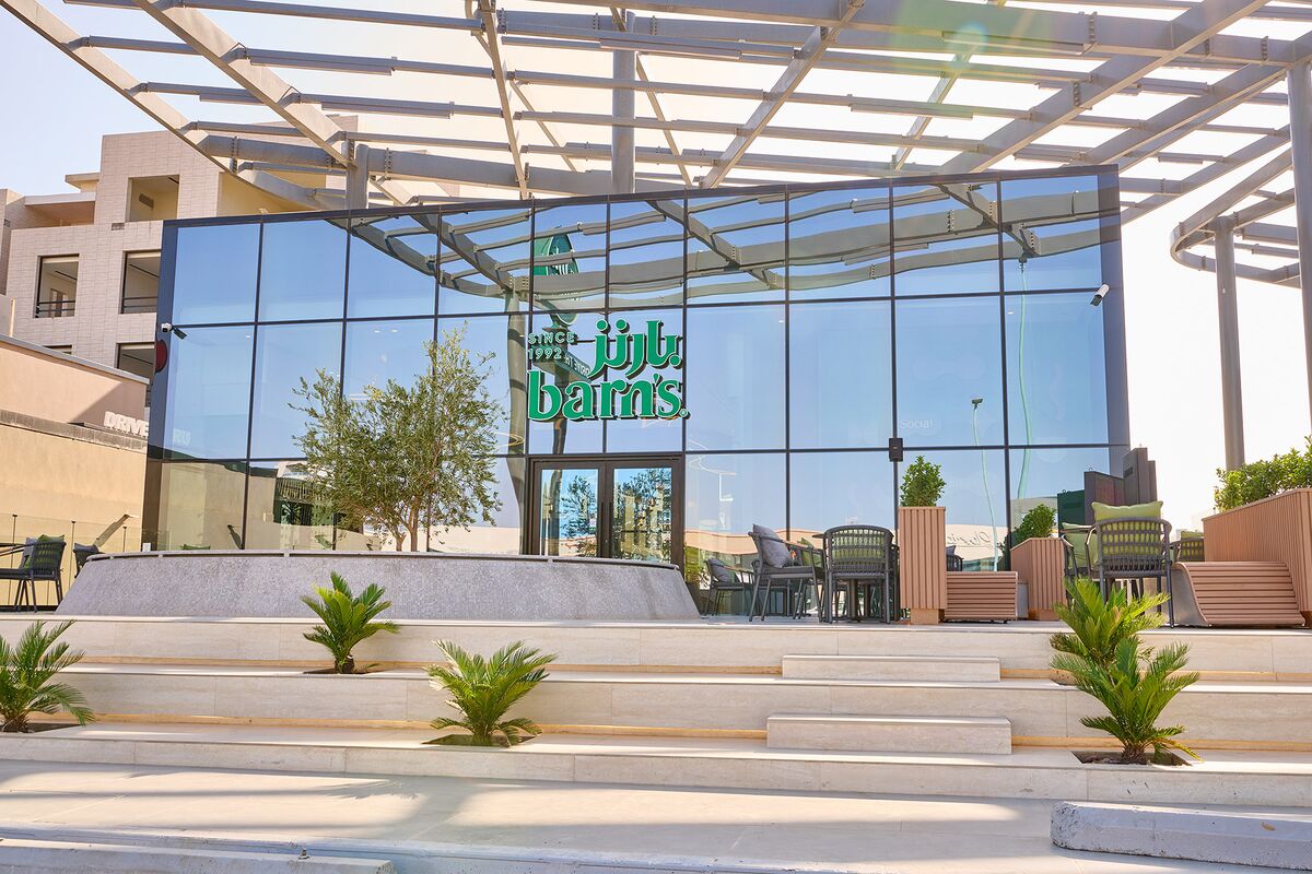 Saudi Coffee Chain Seeks Bankers to Pursue Possible IPO