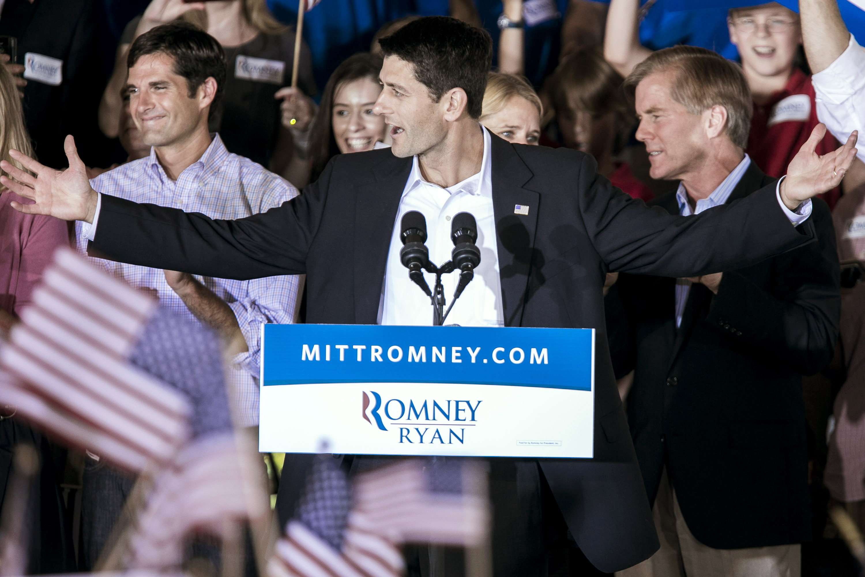 ミット・ロムニー氏、副大統領候補をiPhoneアプリで発表へ。オバマ陣営が新しいアプリをリリース