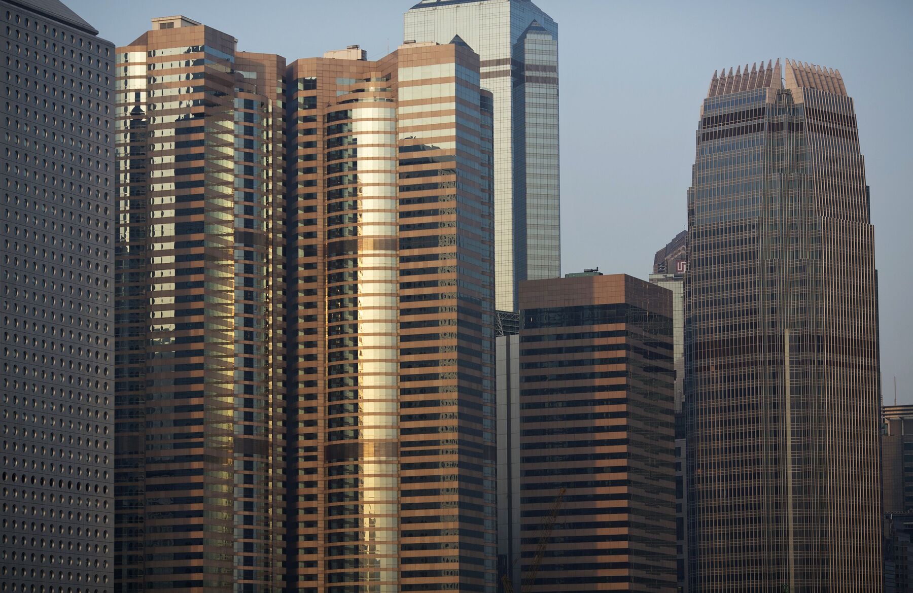 Jardines Is Said to Explore Sale of Two Hong Kong Buildings - Bloomberg