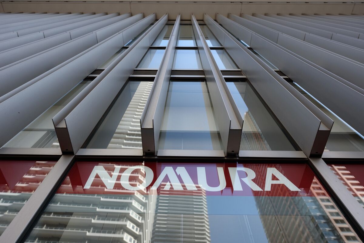 🟪"Nomura Holdings: Successo nella Riduzione del Fumo tra i Dipendenti per una Salute Migliore"