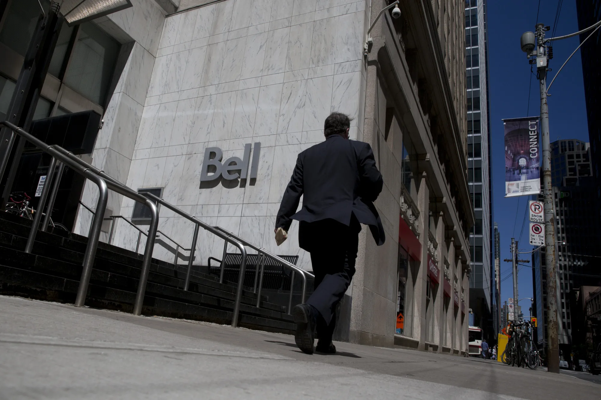 BCE — one of Canada’s big three cable providers — has slumped 7.7% so far in 2023 but its dividend yield rose above 7% this week.