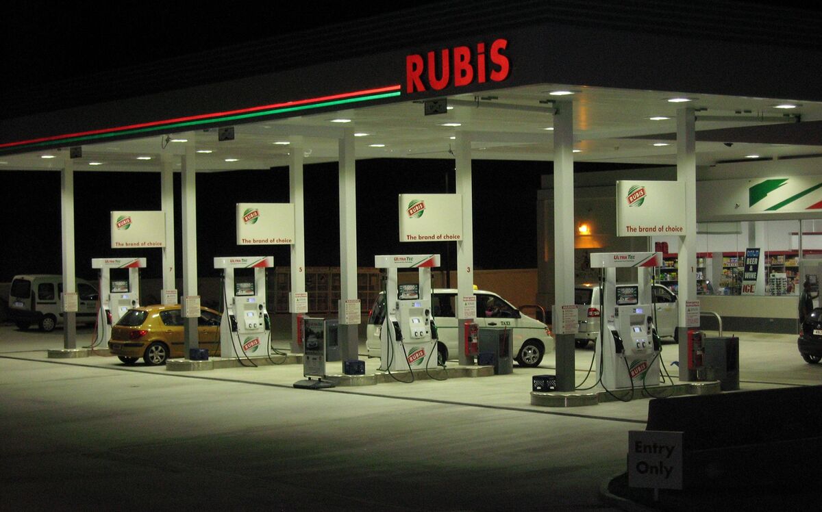 Top Rubis Shareholder Says Stock Offer Too Generous for Partners
