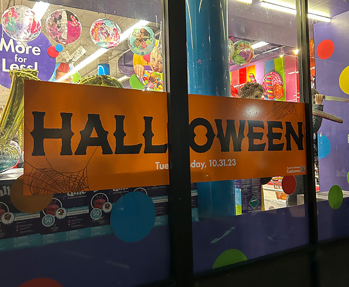 Halloween Can Brighten Party City (PRTY) Finances - Bloomberg