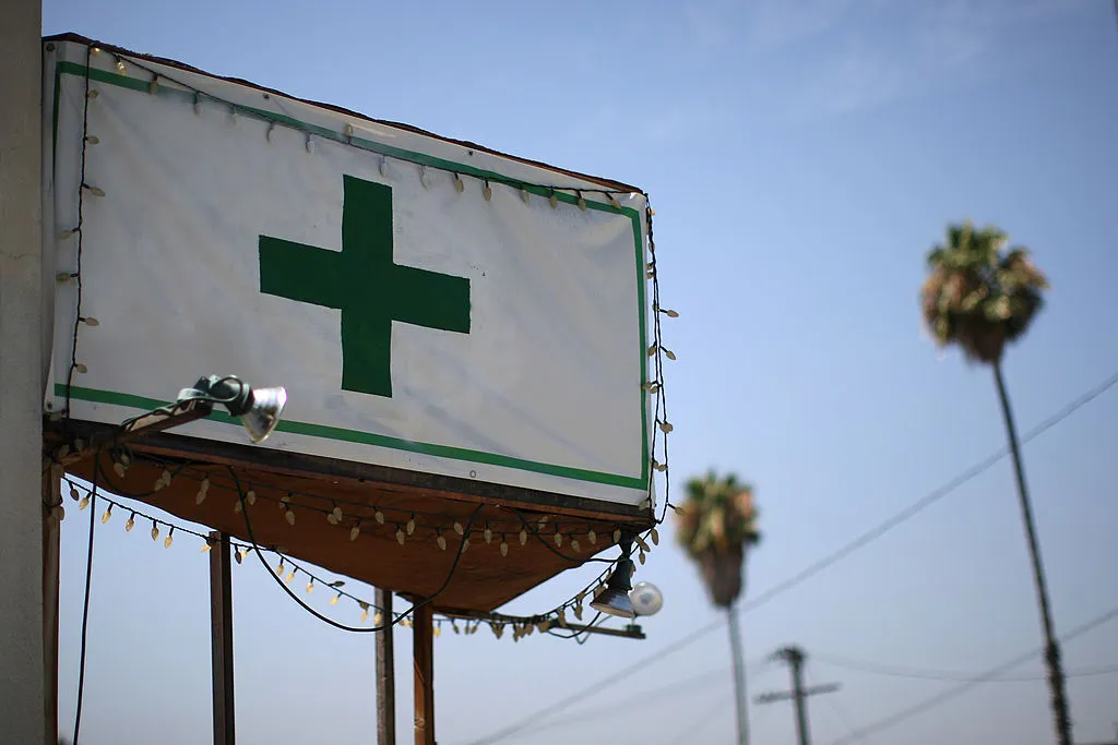 Clinical use.

