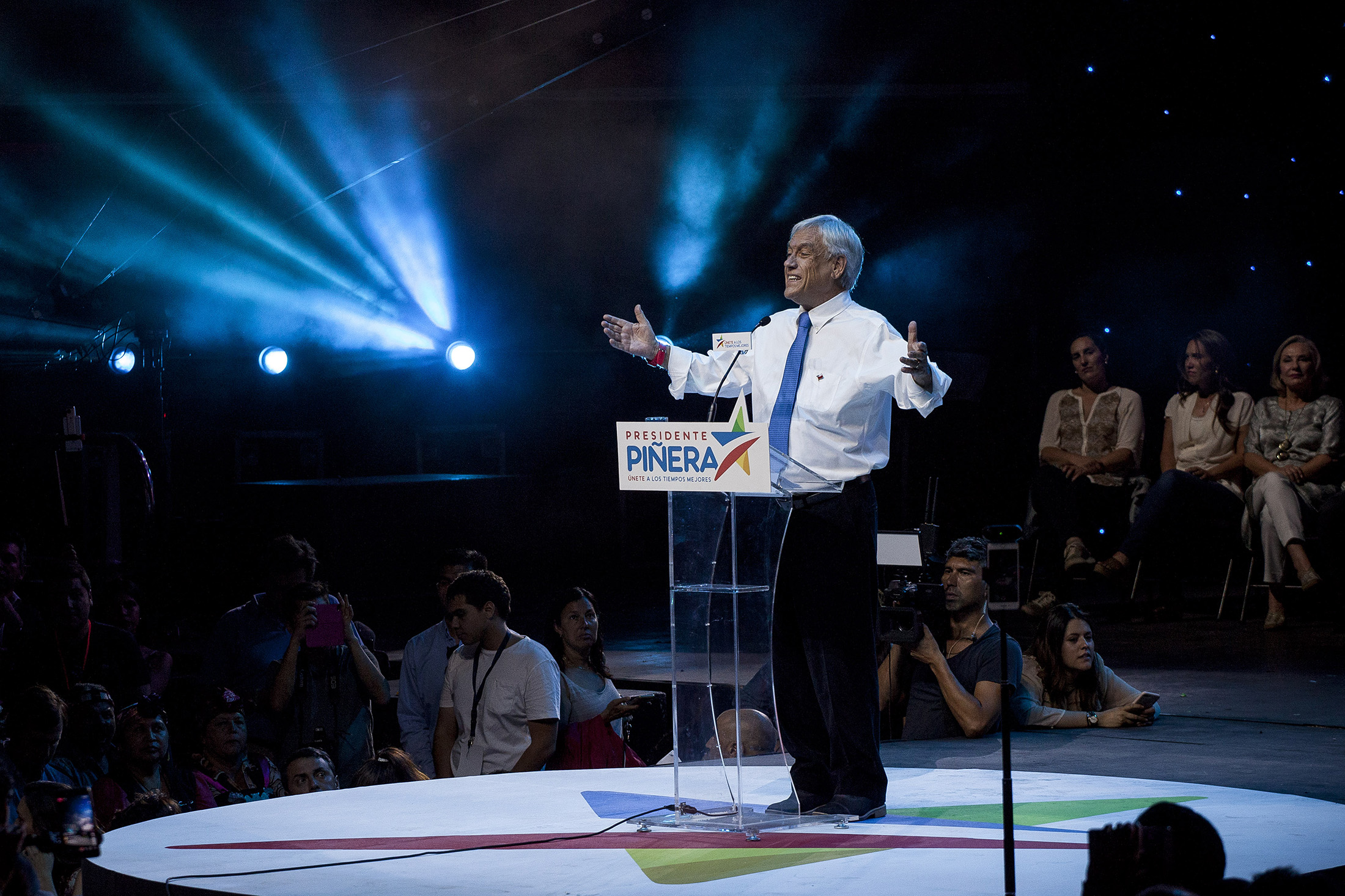 Chile's former president Sebastian Pinera, presidential candidate for the National Renewal party, speaks during a final campaign event in Santiago, Chile, on Thursday, Dec. 14, 2017.&nbsp;